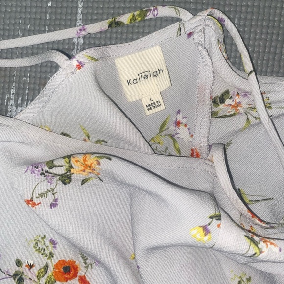 Floral Cold Shoulder Blouse Grey - Picture 4 of 4